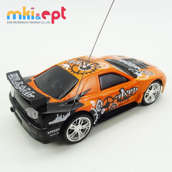 17355233398674.jpg 1:24 Mini Powerful Electronic RC Four-Channel Drift Car