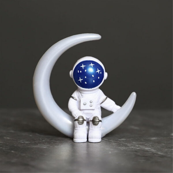 Blue White Astronaut Statues Set of 4