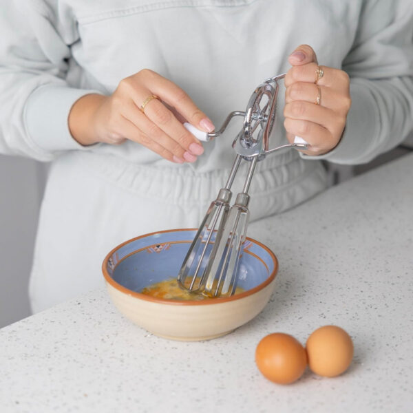 6ae2538dcc4e362dc03b30ffa18e755a569b51d163b8fb332040d9a1e93a3837.jpg Stainless Steel Manual Hand Mixer