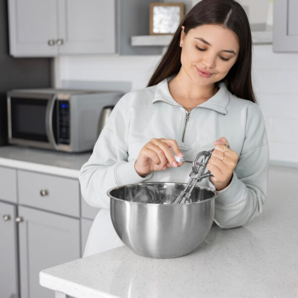 8c809022861569a41db1cb9452c23bafd2738d6131e88ddeb84413ef07d68744.jpg Stainless Steel Manual Hand Mixer